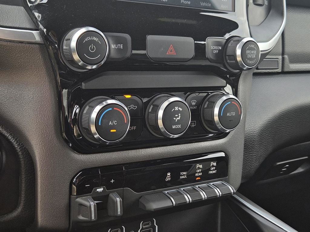 Used 2022 RAM 1500 Lone Star RWD image 25