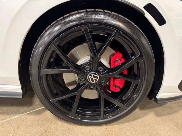 Used 2024 Volkswagen GTI SE image 37