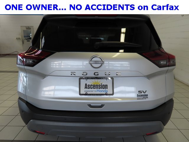 Used 2023 Nissan Rogue SV image 12