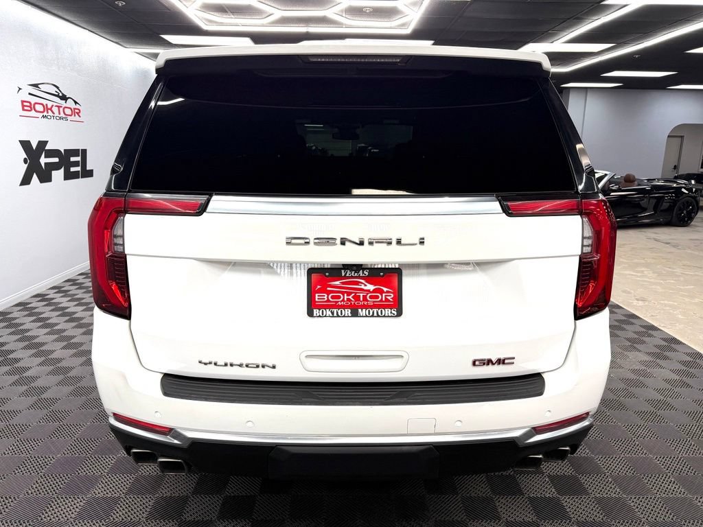 Used 2025 GMC Yukon Denali AWD/4WD image 13
