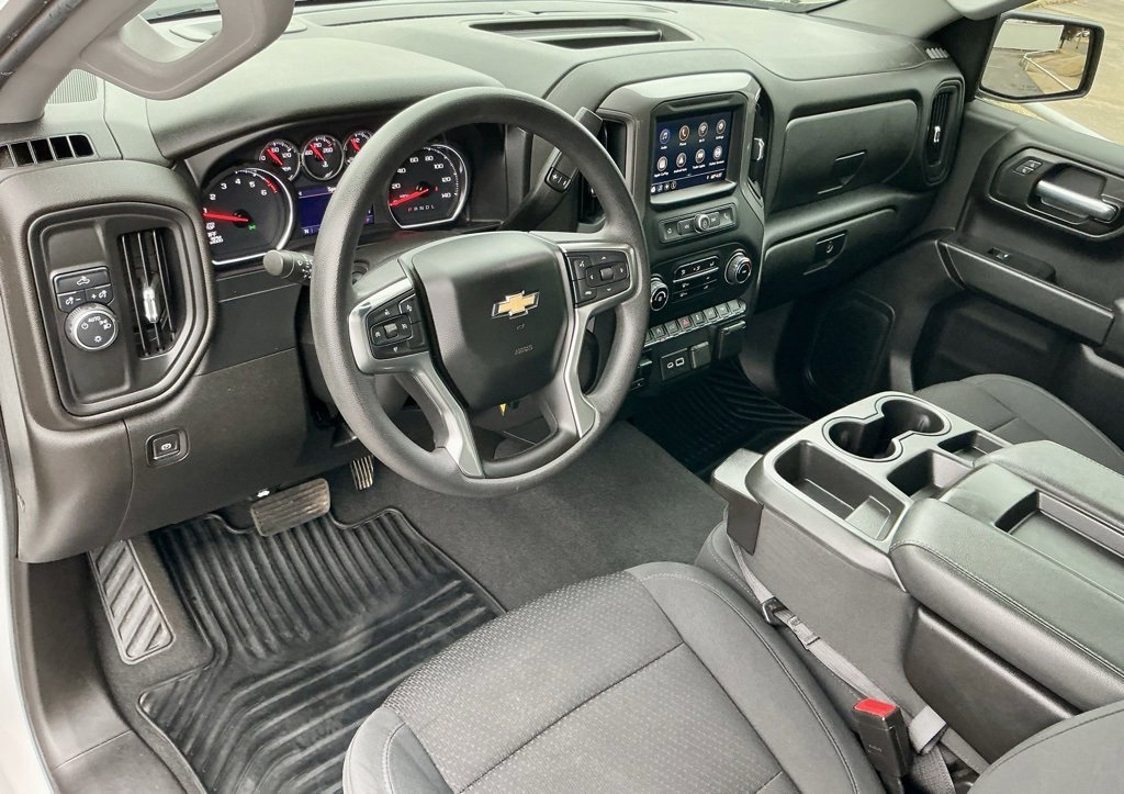 Used 2021 Chevrolet Silverado 1500 Custom w/ Safety Confidence Package image 34