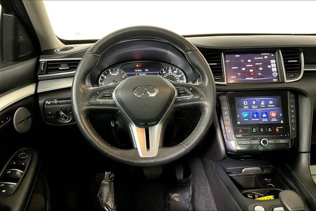 Used 2019 INFINITI QX50 Essential w/ Premium Heat Package image 5