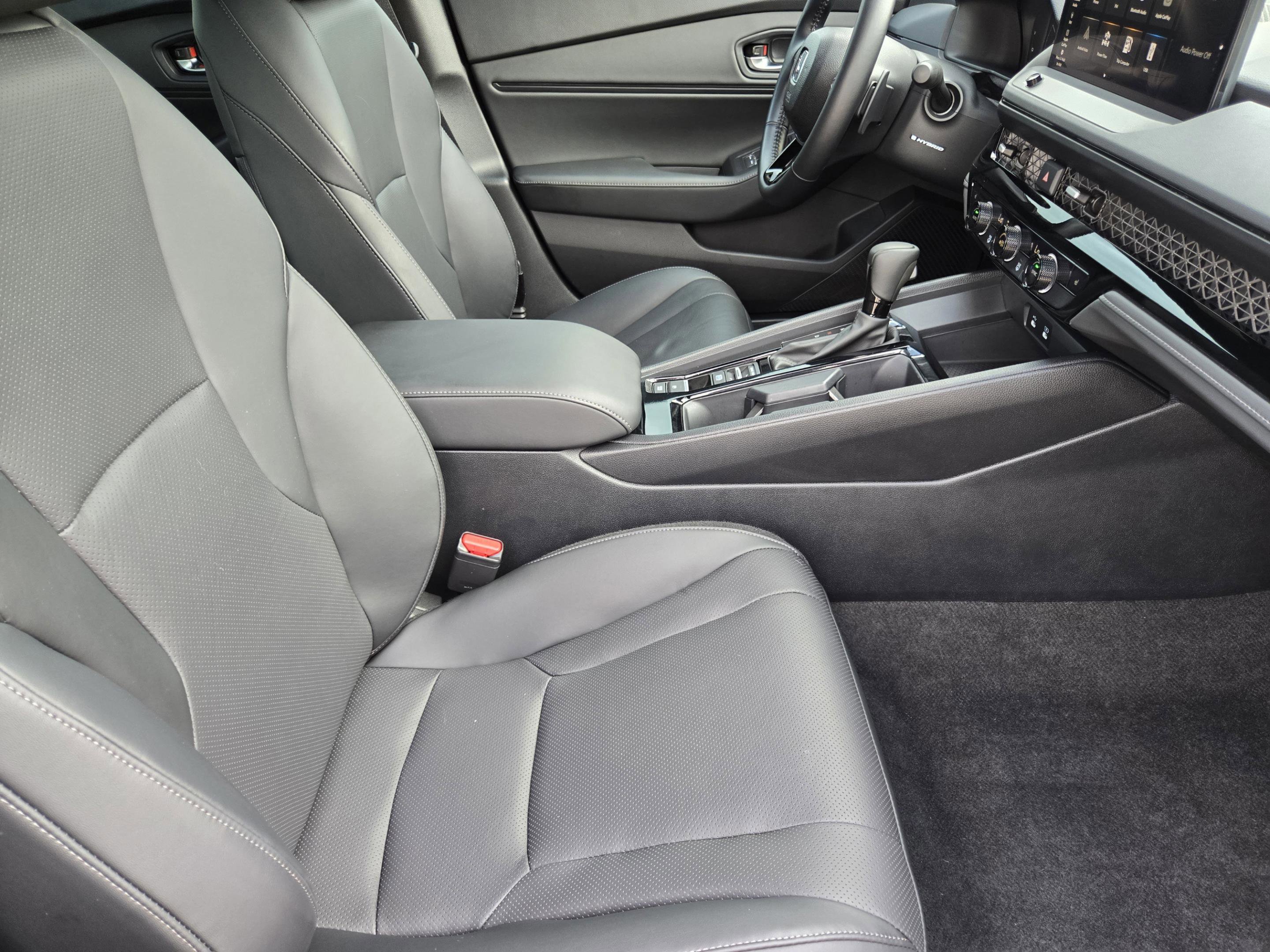Used 2025 Honda Accord Sport image 10