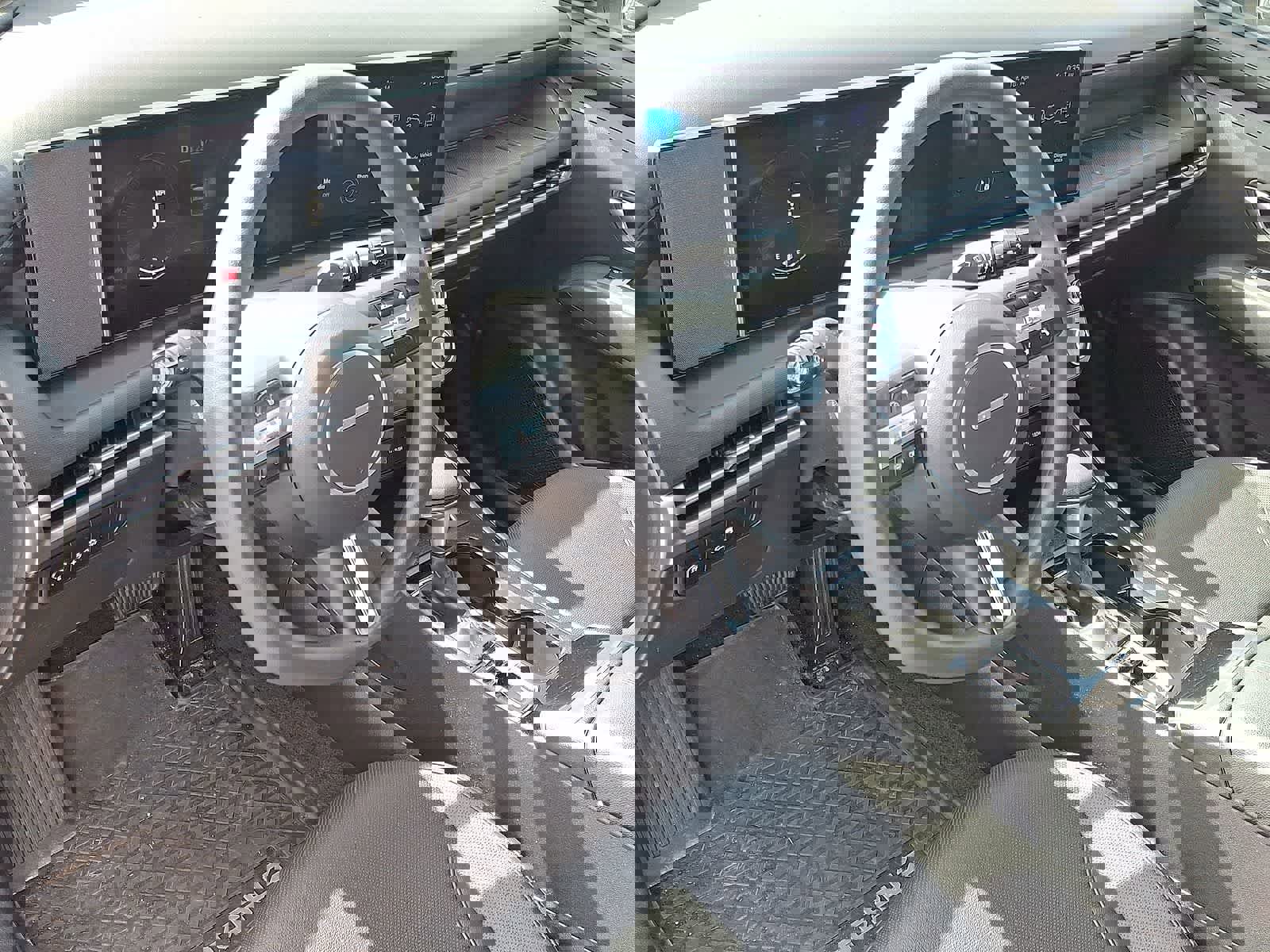 Used 2025 Hyundai Santa Cruz SEL image 16