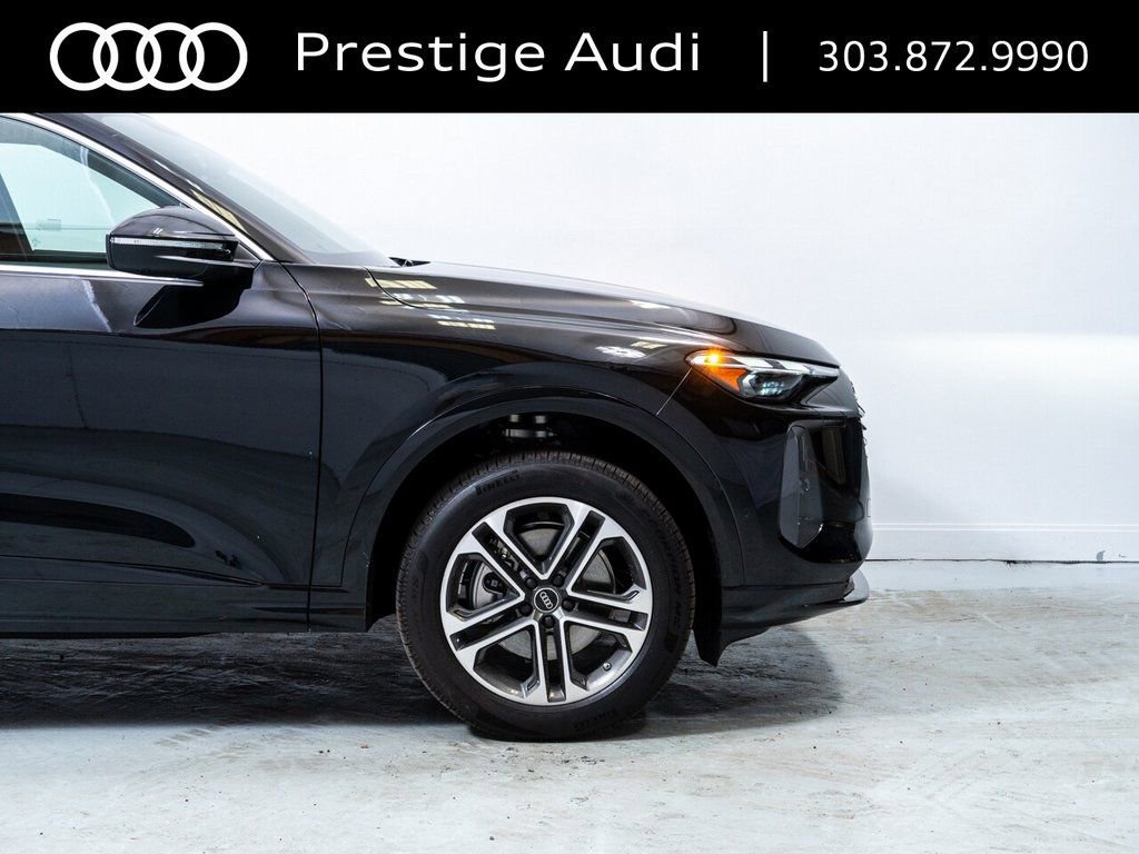 Used 2025 Audi Q5 Premium w/ Convenience Package AWD/4WD image 13