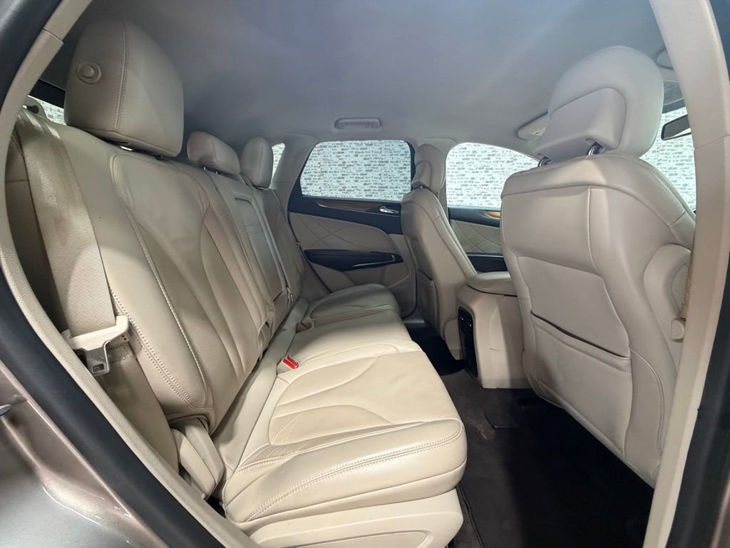 Used 2018 Lincoln MKC Select FWD image 10