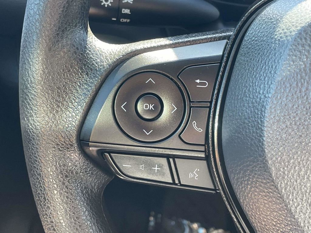 Used 2024 Toyota RAV4 LE image 9