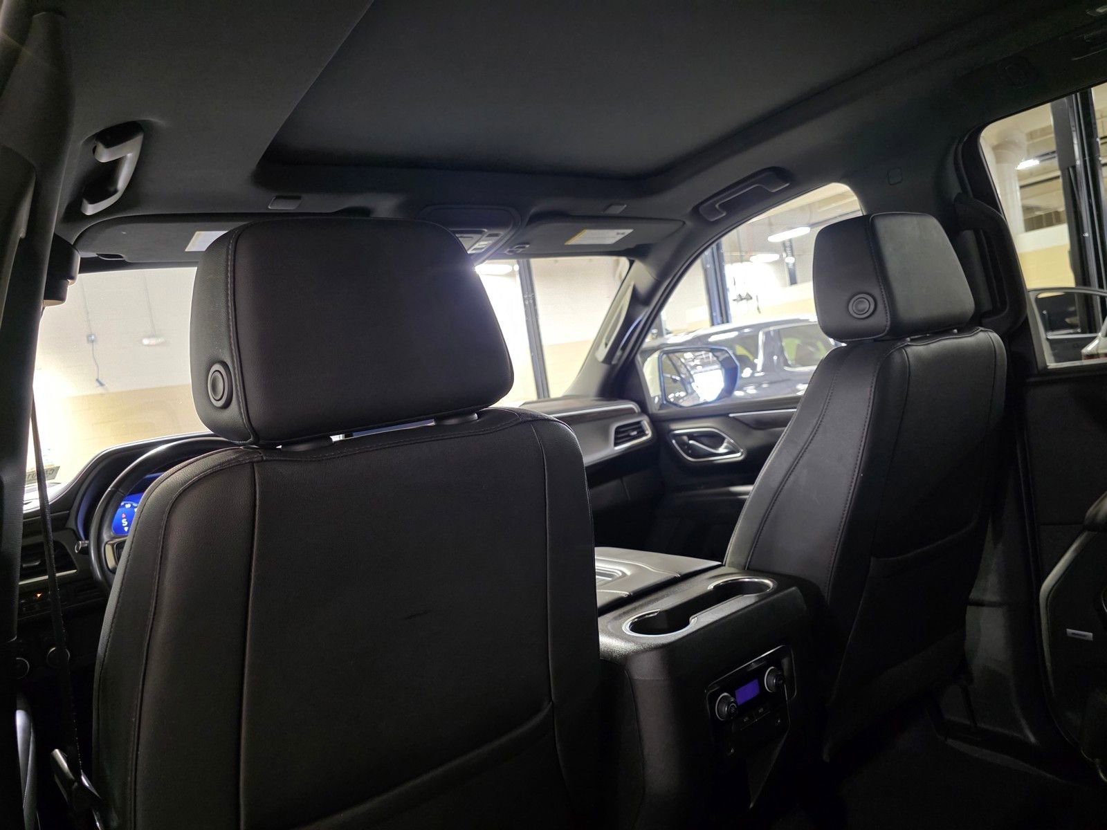 Used 2023 Chevrolet Tahoe Z71 AWD/4WD image 17