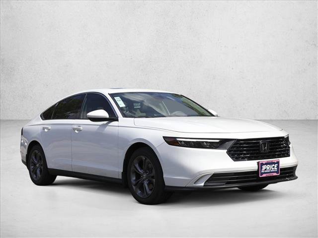 Certified 2023 Honda Accord EX image 3