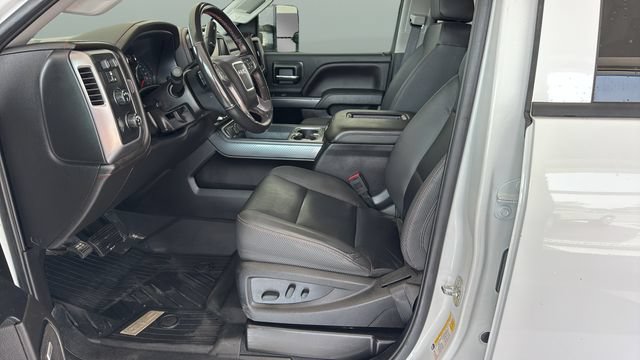 Used 2019 GMC Sierra 2500 SLT w/ All Terrain HD Package AWD/4WD image 7