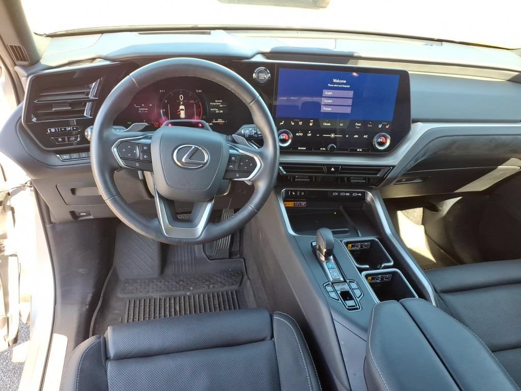 Used 2025 Lexus TX 350 AWD w/ Technology Package image 7