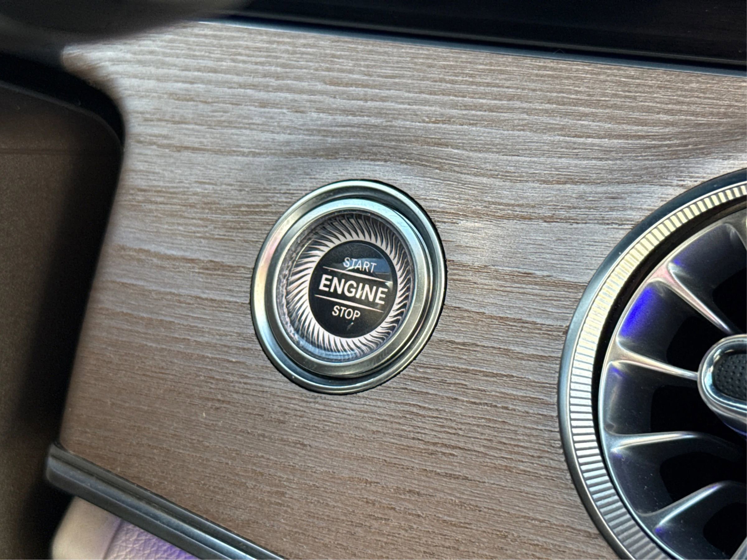 Used 2020 Mercedes-Benz E 450 Coupe image 36