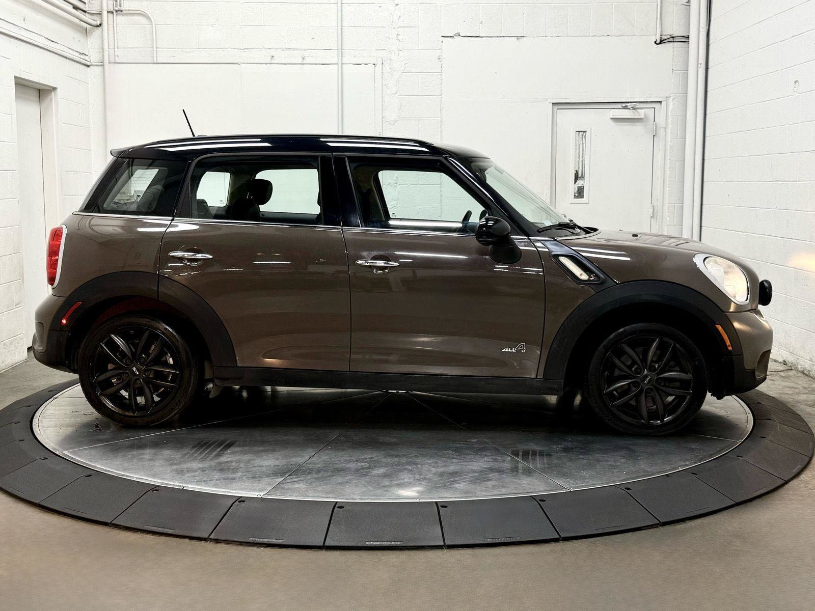 Used 2012 MINI Cooper Countryman S AWD/4WD image 11