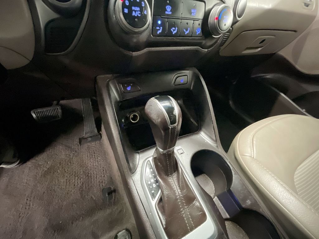 Used 2014 Hyundai Tucson SE image 15