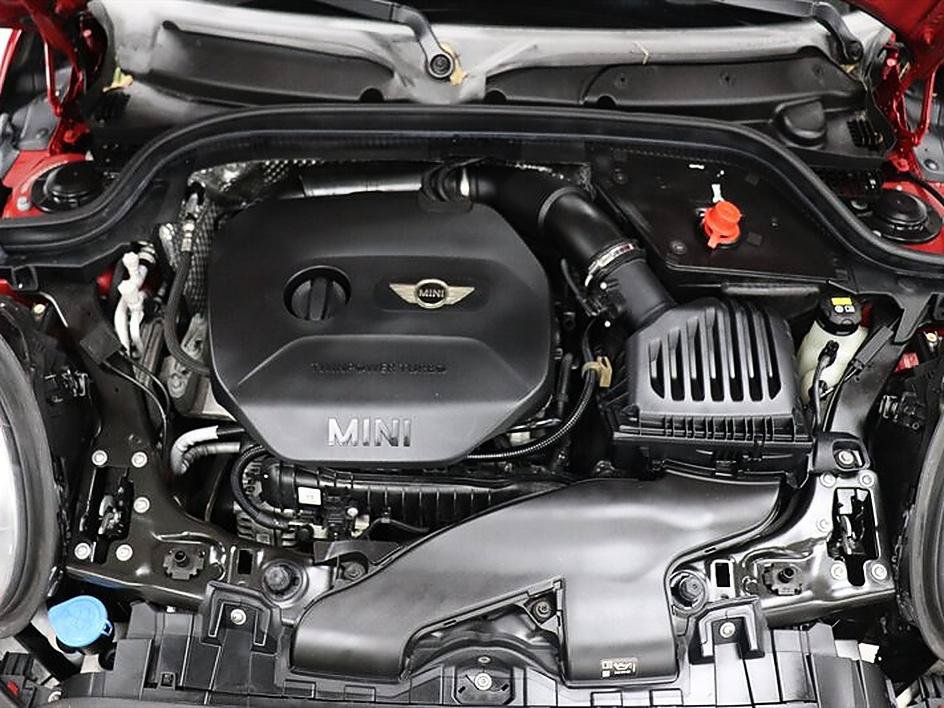 Used 2017 MINI Cooper 2-Door Hardtop FWD image 42