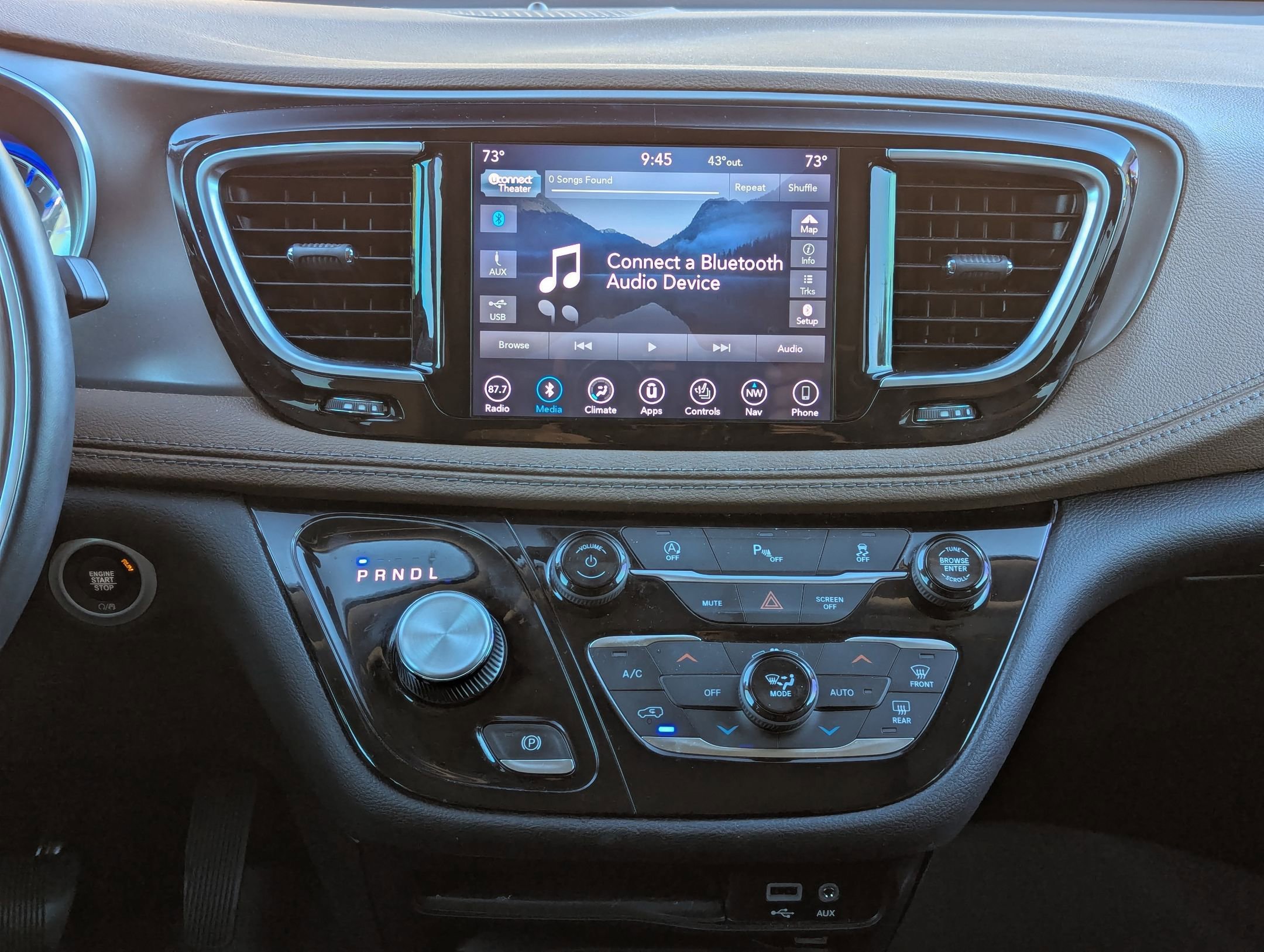 Used 2019 Chrysler Pacifica Limited image 17