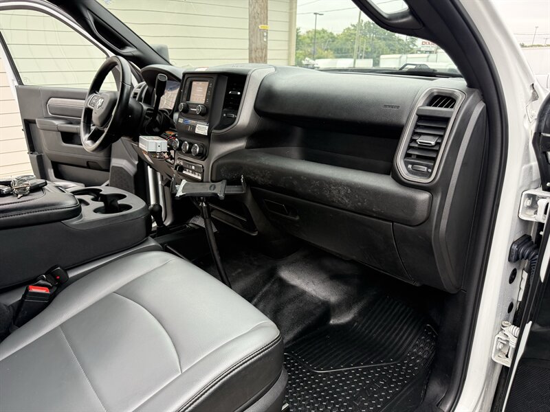 Used 2022 RAM 5500 Tradesman AWD/4WD image 23