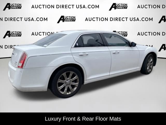 Used 2013 Chrysler 300 S image 6