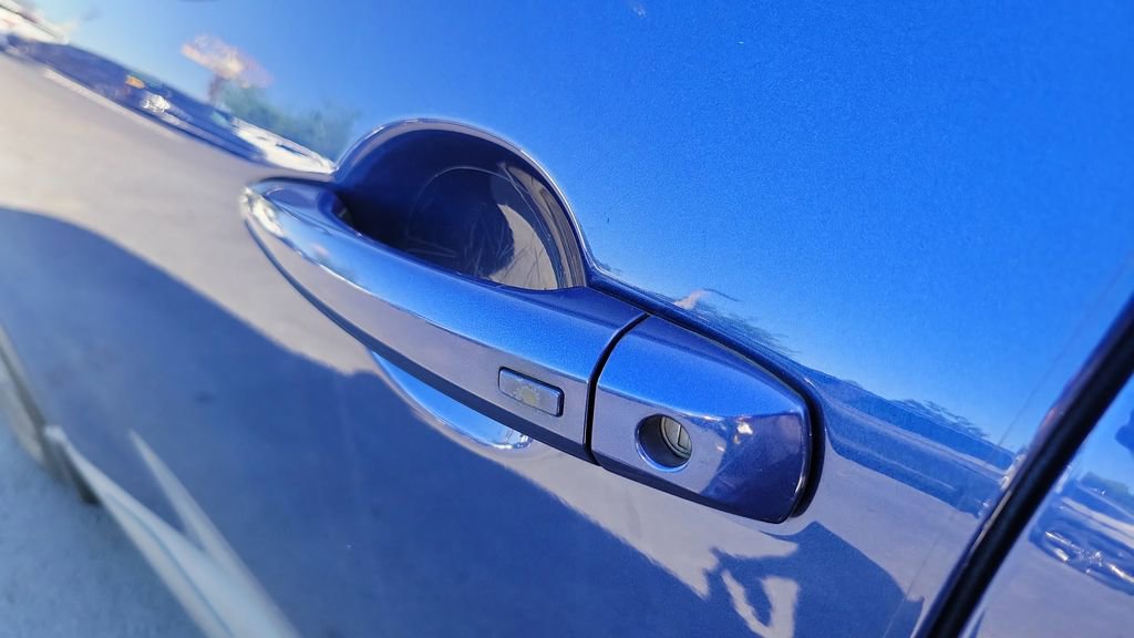 Used 2021 Nissan Rogue SV image 6