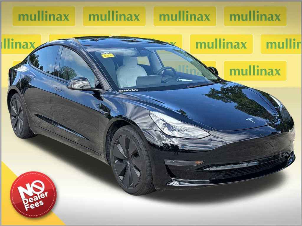 Used 2022 Tesla Model 3 Long Range AWD/4WD image 1