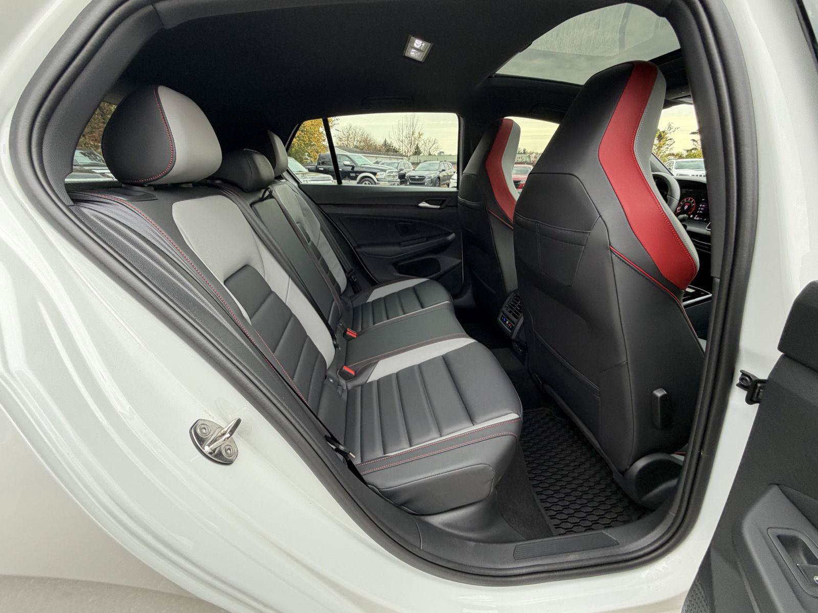 Used 2025 Volkswagen GTI Autobahn FWD image 28