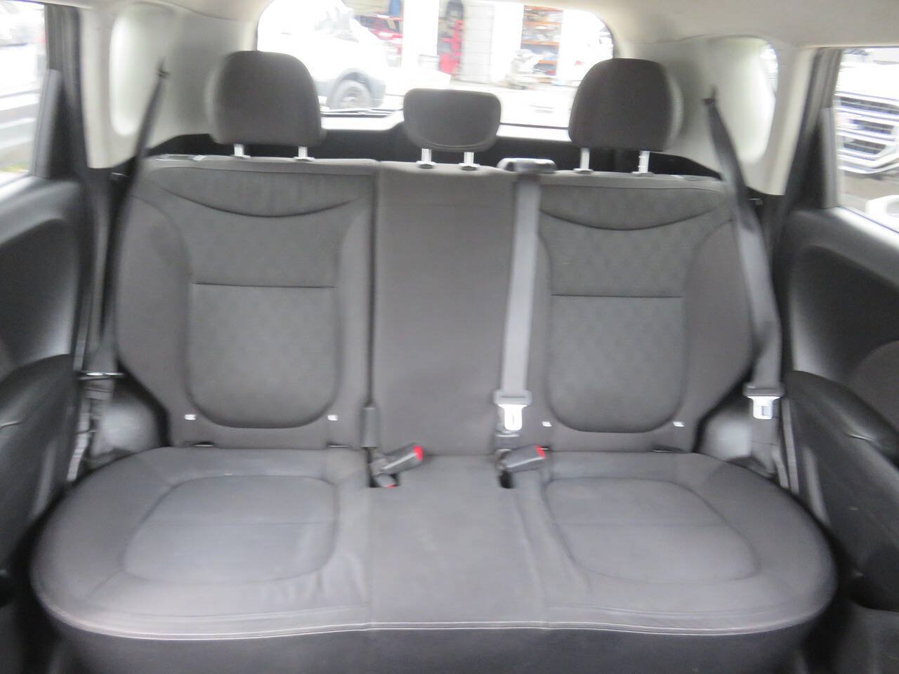 Used 2015 Kia Soul FWD image 18