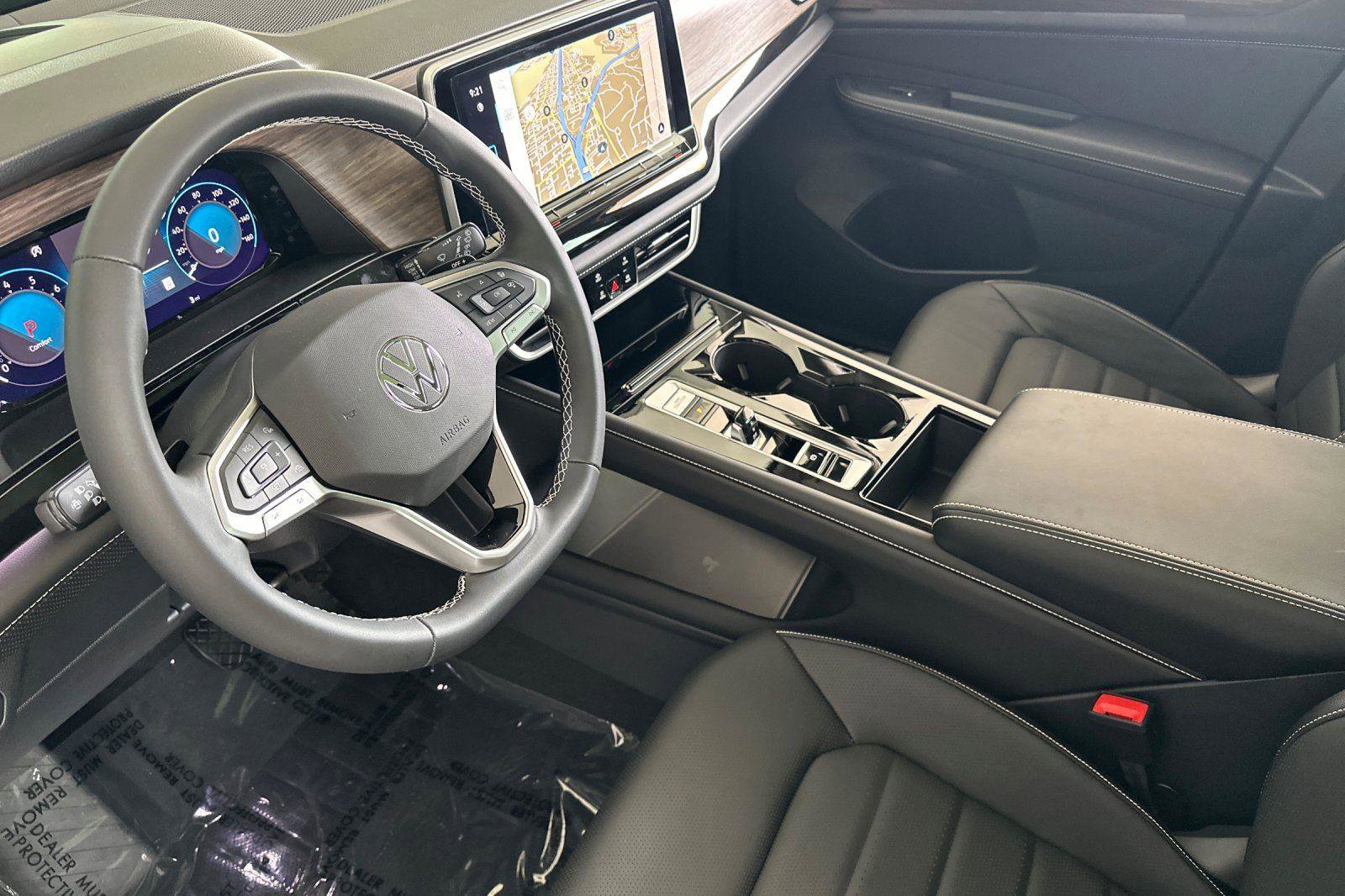 New 2026 Volkswagen Atlas SEL image 9