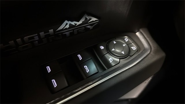 Used 2022 Chevrolet Silverado 1500 High Country image 20
