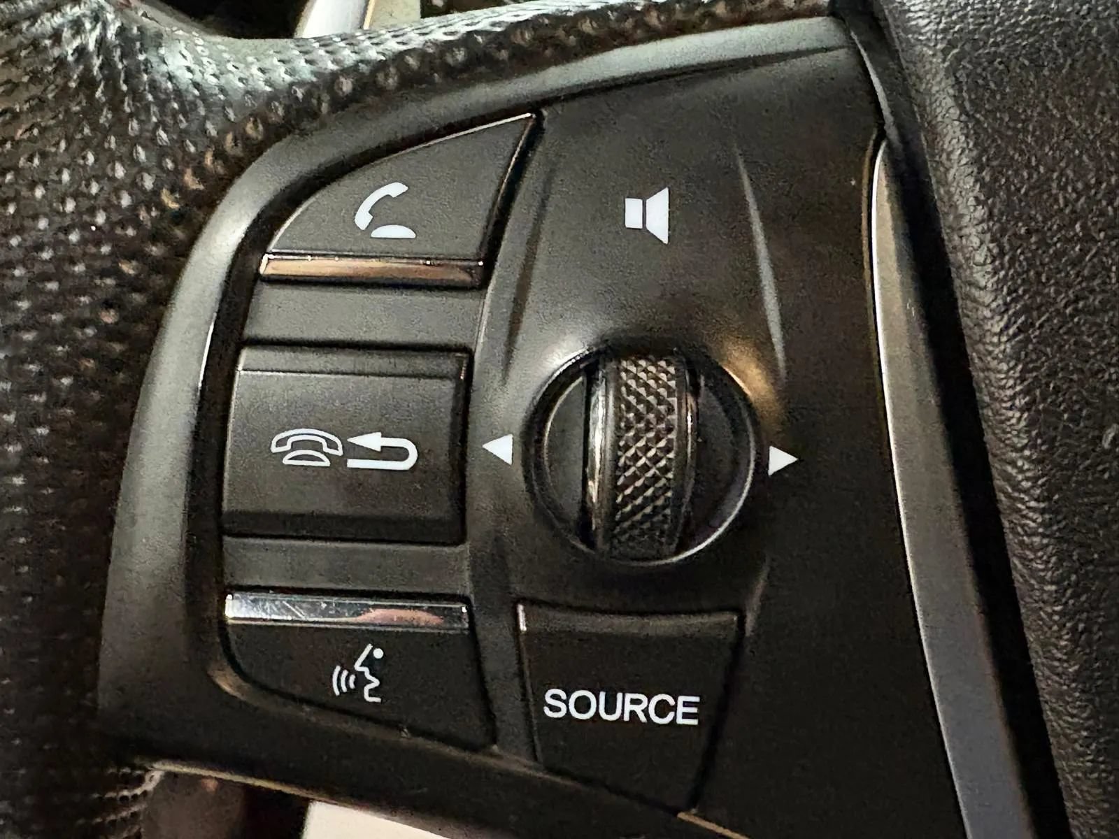 Used 2020 Acura MDX A-Spec AWD/4WD image 39