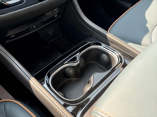 New 2027 Chrysler Pacifica Pinnacle AWD/4WD image 22