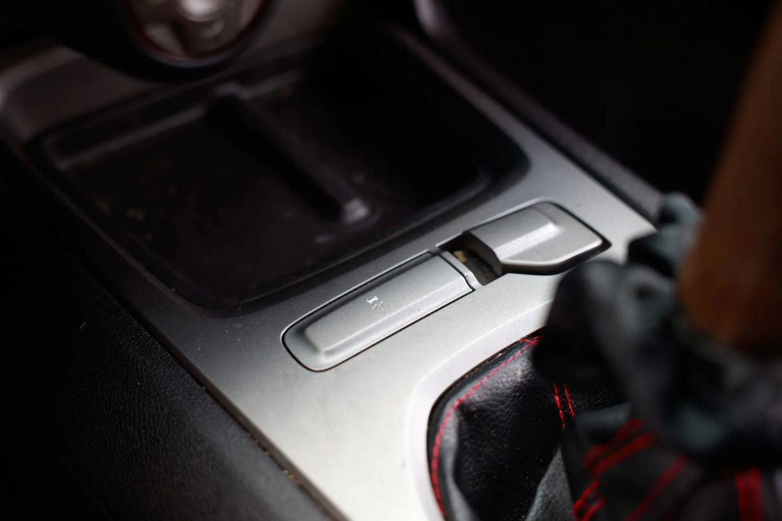 Used 2010 Chevrolet Camaro SS w/ RS Package image 38