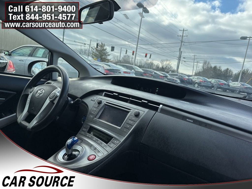 Used 2015 Toyota Prius Prime Plug-In Hybrid image 32