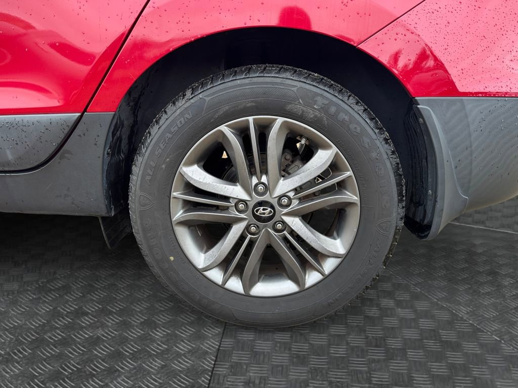 Used 2014 Hyundai Tucson SE image 17