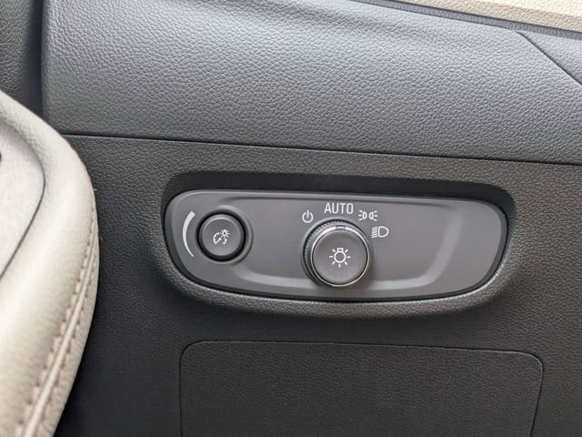 Used 2026 Buick Encore GX Avenir AWD/4WD image 23