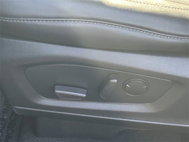 Certified 2023 Ford Explorer XLT w/ Equipment Group 202A image 7