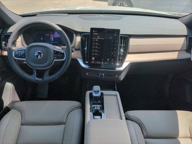 New 2026 Volvo XC90 T8 Ultra w/ Protection Package AWD/4WD image 10