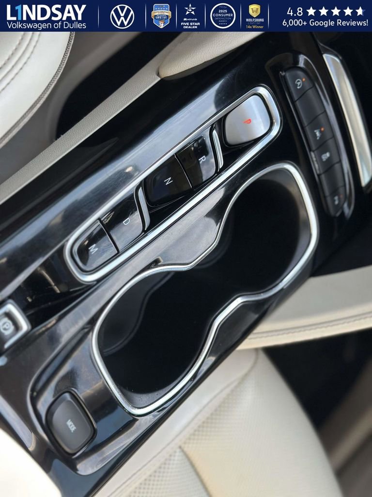 Used 2022 Buick Envision Essence w/ Technology Package I image 17