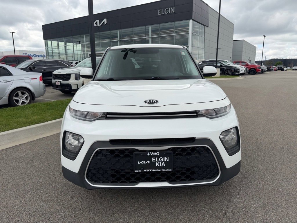 Used 2020 Kia Soul LX FWD image 2