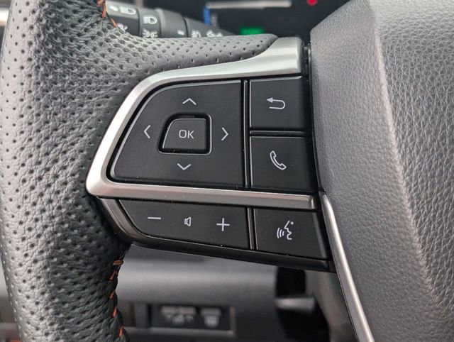 Used 2022 Toyota Sienna XSE image 27