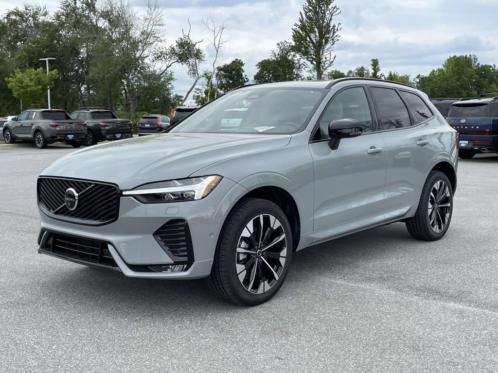 New 2026 Volvo XC60 B5 Plus w/ Protection Package Premier AWD/4WD image 23