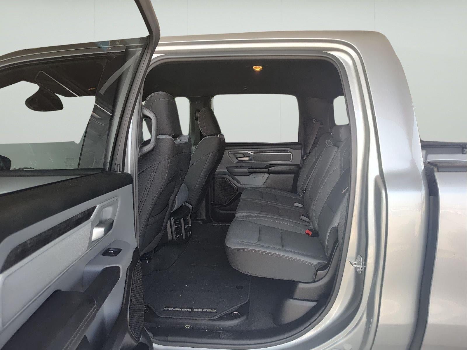 Used 2022 RAM 1500 Big Horn AWD/4WD image 8