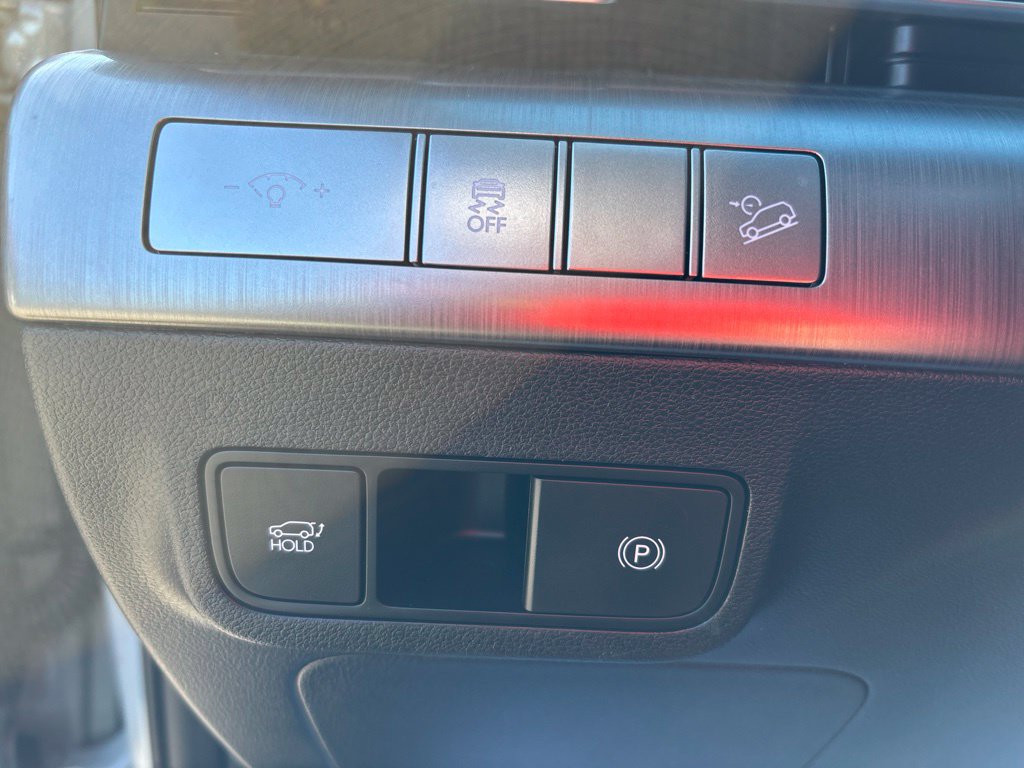 Certified 2024 Hyundai Kona Limited AWD/4WD image 22