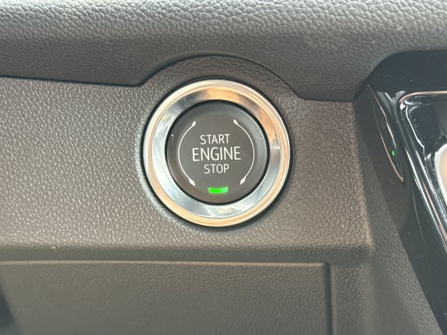 New 2027 Chevrolet Traverse LT w/ Sun and Wheel Package FWD image 25