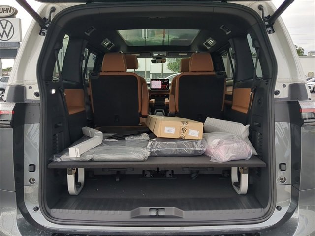 New 2025 Volkswagen ID. Buzz Pro S Plus image 9