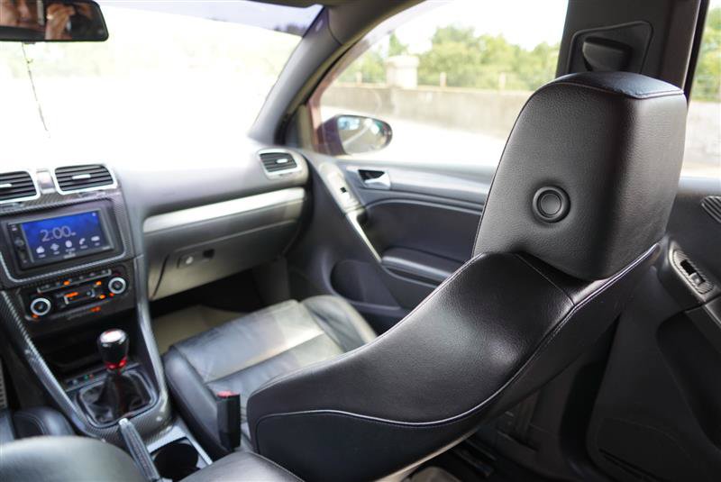 Used 2013 Volkswagen Golf R 4-Door AWD/4WD image 36