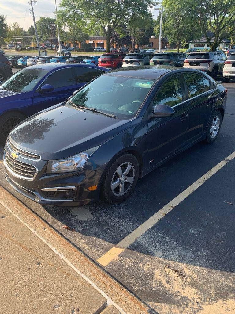 Used 2015 Chevrolet Cruze LT w/ Sun And Sound Package