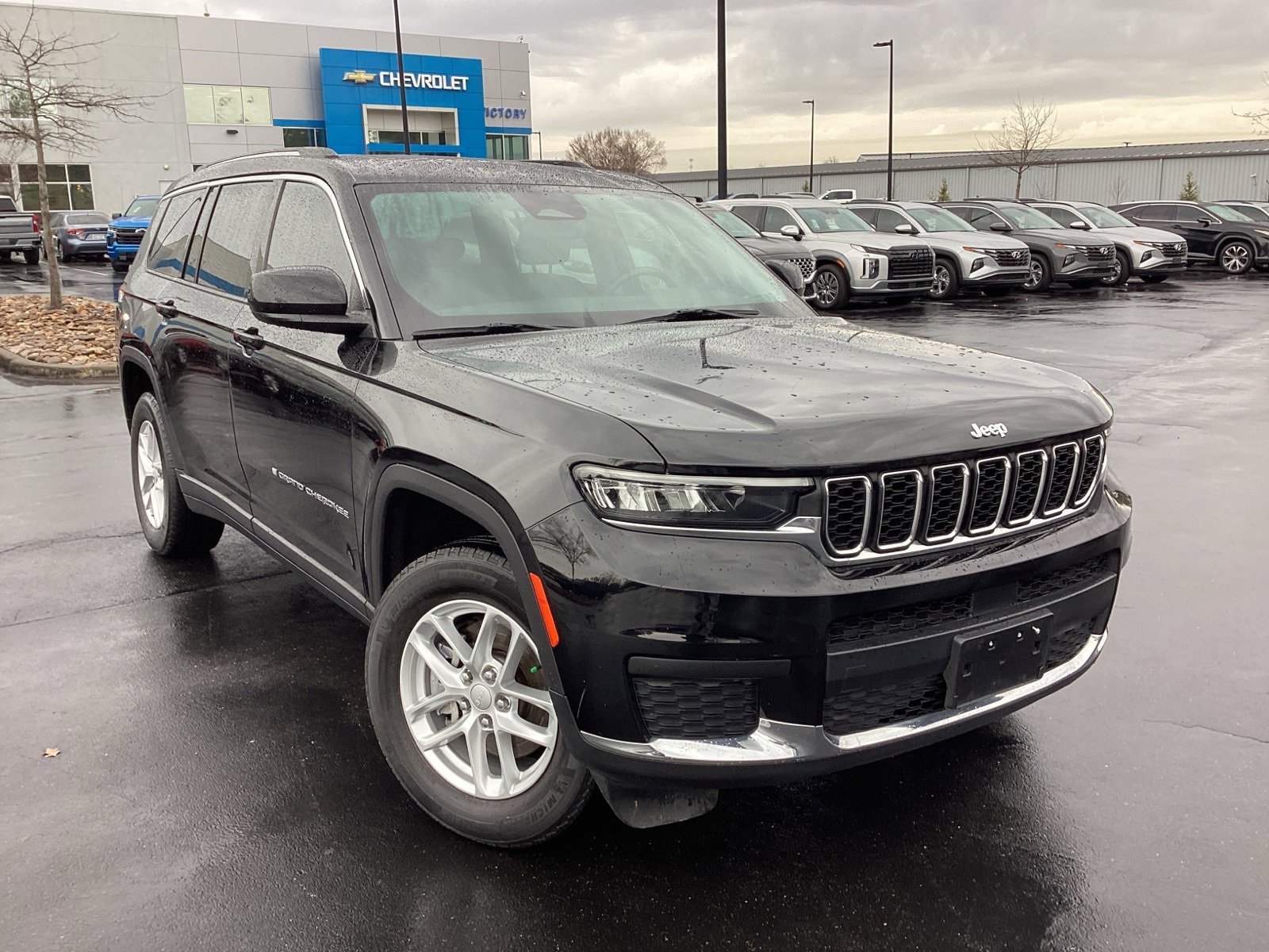 Used 2022 Jeep Grand Cherokee L Laredo w/ Luxury Tech Group I video 2