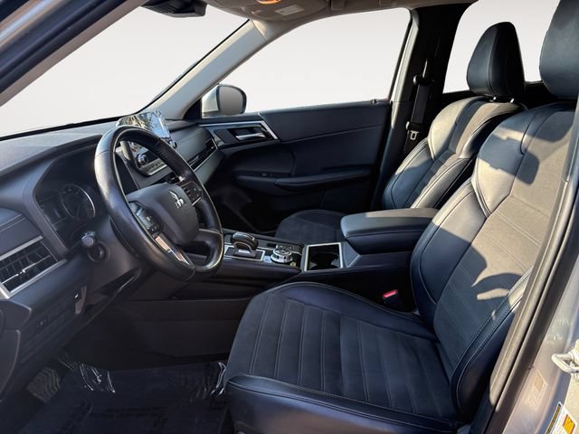 Used 2024 Mitsubishi Outlander SE AWD/4WD image 9