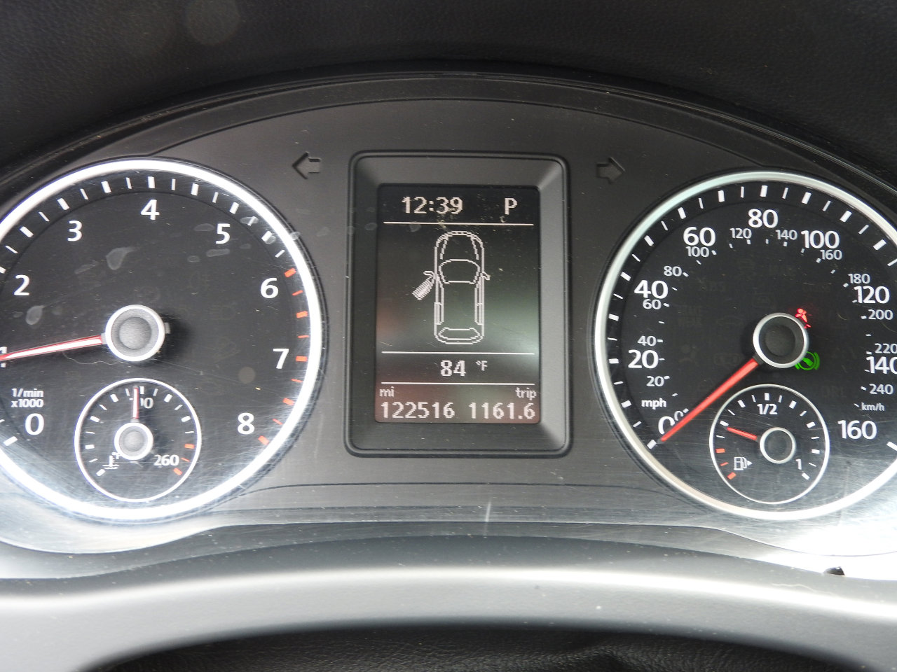 Used 2016 Volkswagen Tiguan SE image 12