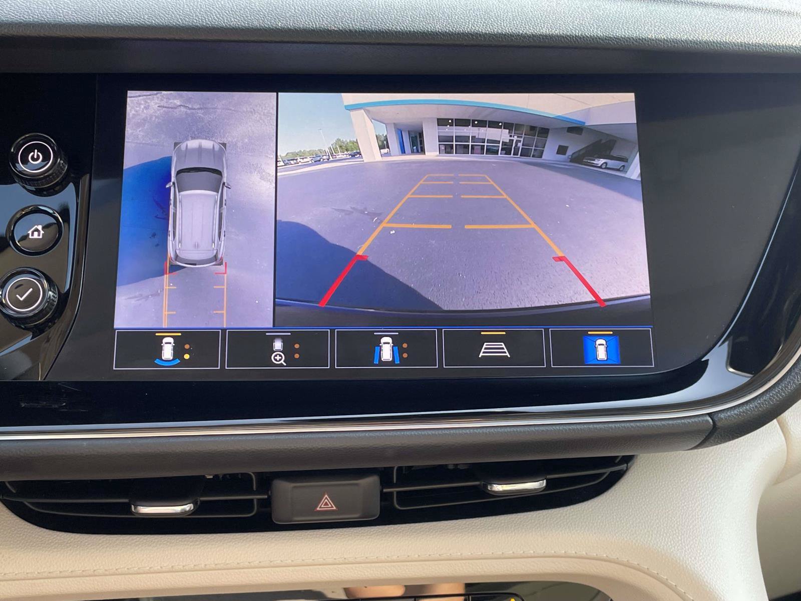 Certified 2021 Buick Envision Avenir w/ Technology Package II AWD/4WD image 22